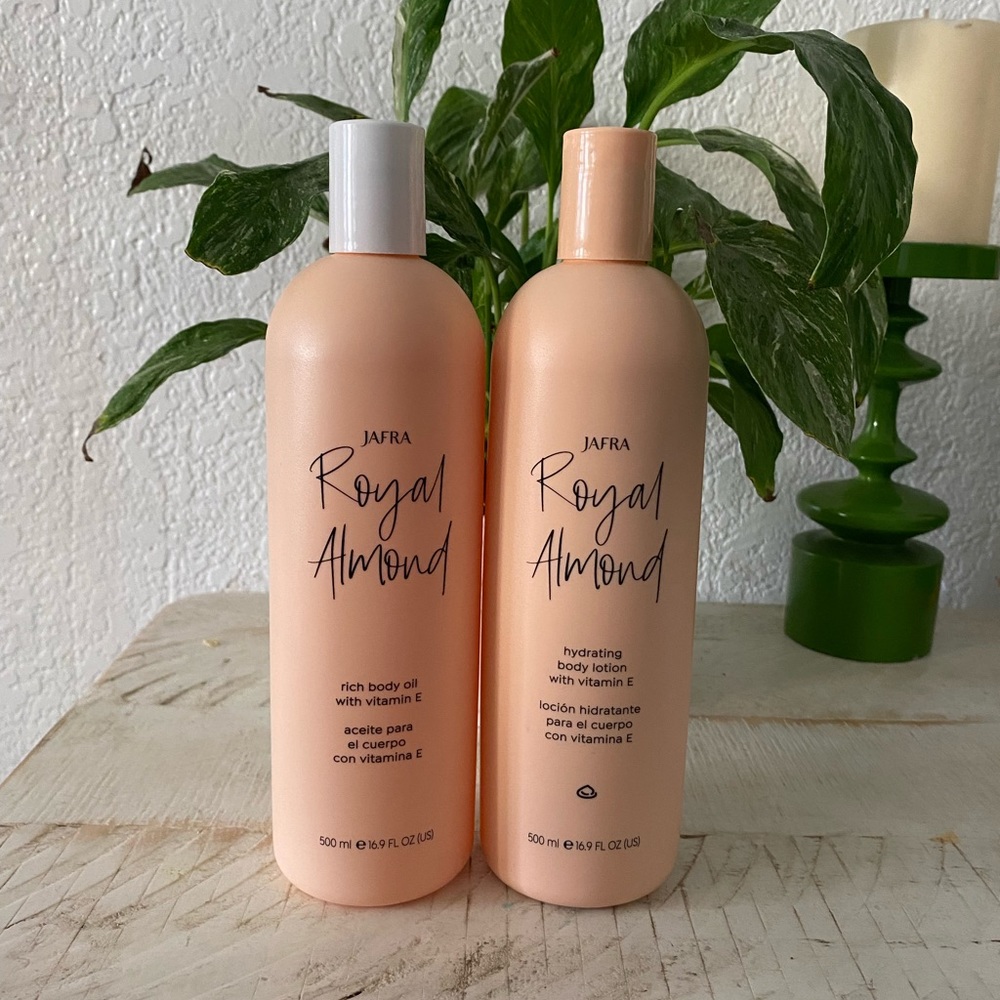 Royal Almond Hydrating Body Lotion and Body Oil with Vitamin E Set